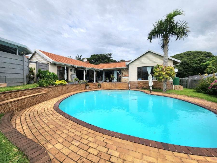 4 Bedroom Property for Sale in Athlone Park KwaZulu-Natal