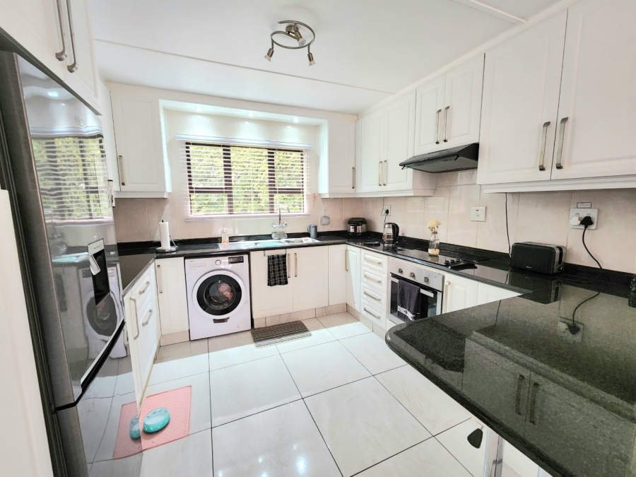 4 Bedroom Property for Sale in Athlone Park KwaZulu-Natal