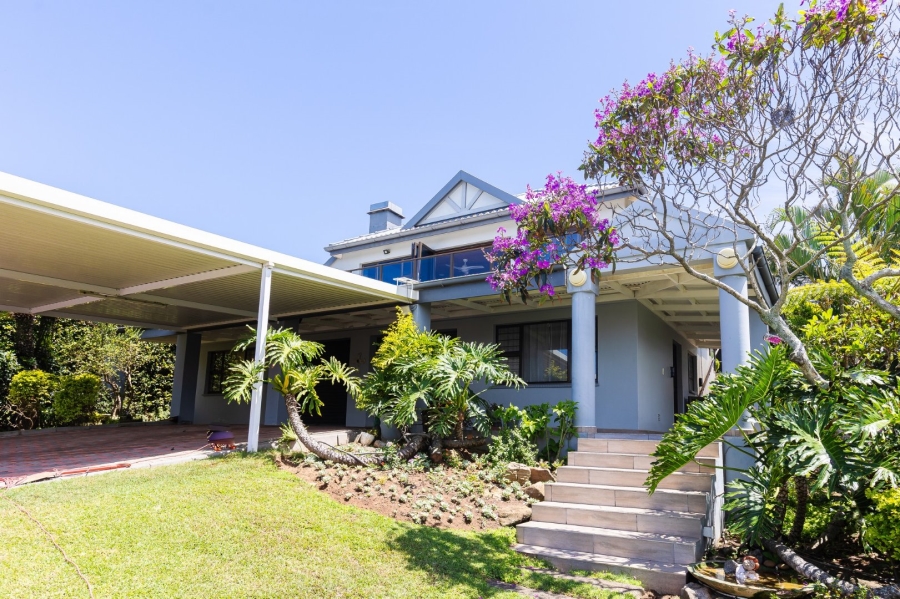 5 Bedroom Property for Sale in Manaba Beach KwaZulu-Natal