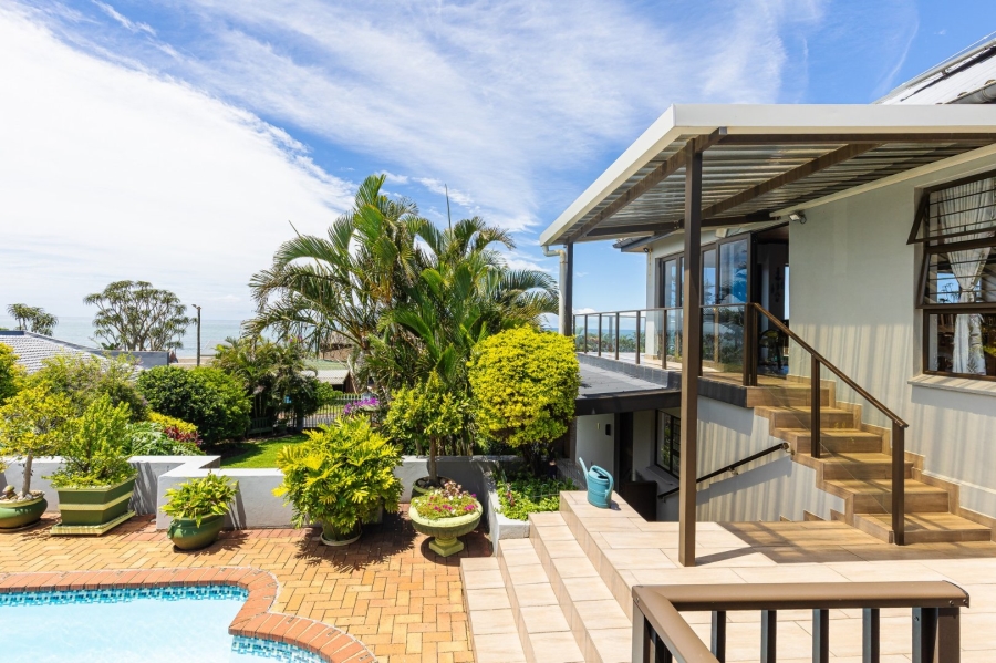 5 Bedroom Property for Sale in Manaba Beach KwaZulu-Natal