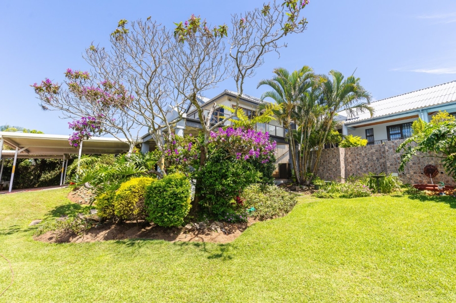 5 Bedroom Property for Sale in Manaba Beach KwaZulu-Natal