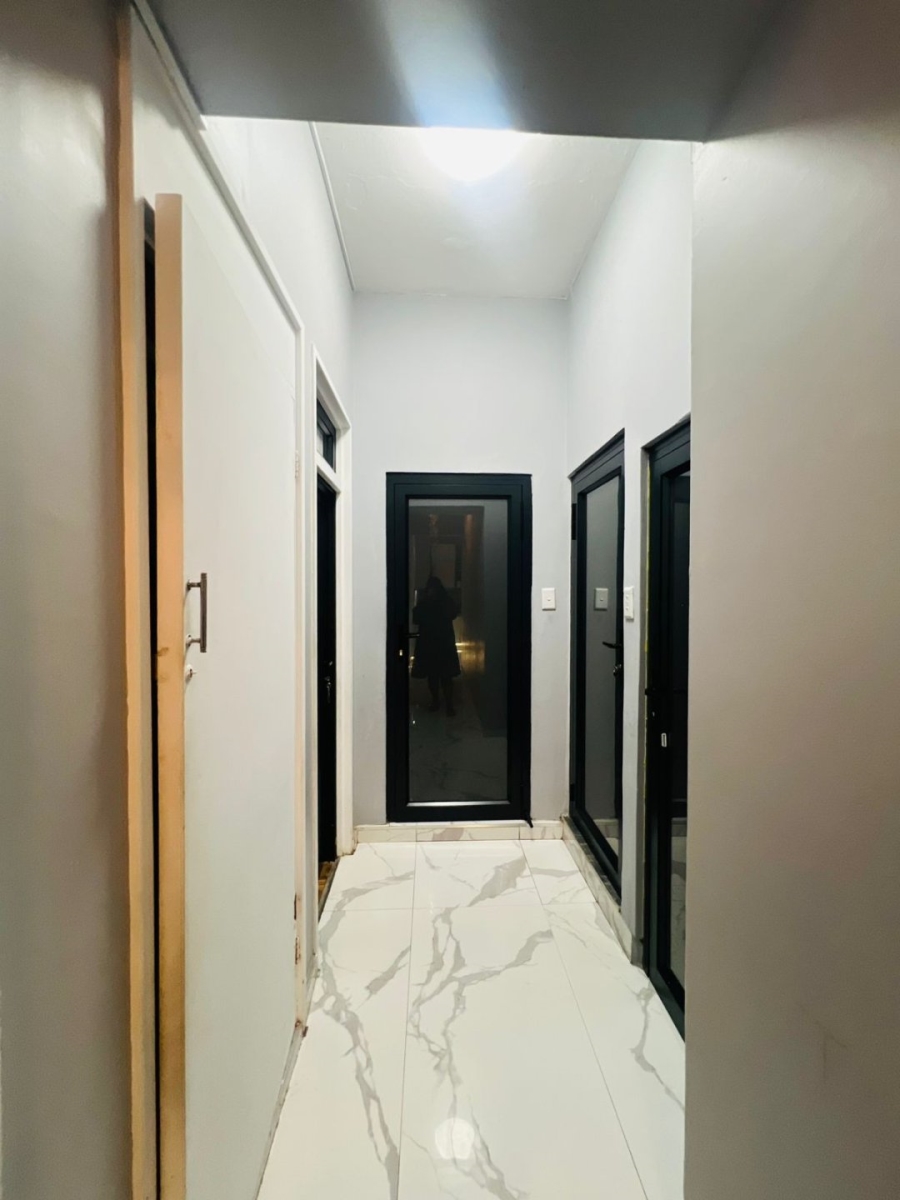 To Let 3 Bedroom Property for Rent in South Beach KwaZulu-Natal