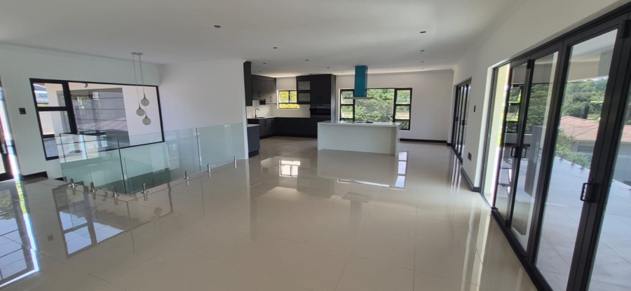 5 Bedroom Property for Sale in Shelly Beach KwaZulu-Natal