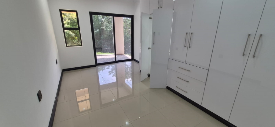 5 Bedroom Property for Sale in Shelly Beach KwaZulu-Natal