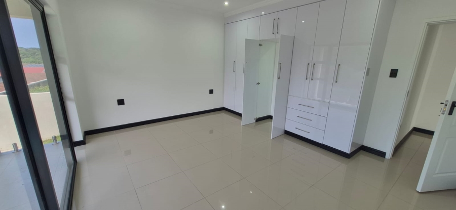 5 Bedroom Property for Sale in Shelly Beach KwaZulu-Natal