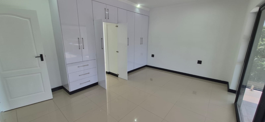 5 Bedroom Property for Sale in Shelly Beach KwaZulu-Natal