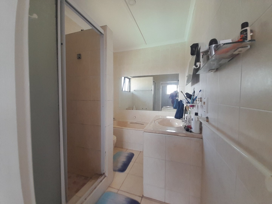 5 Bedroom Property for Sale in Glen Hills KwaZulu-Natal