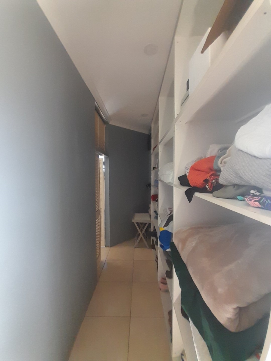 5 Bedroom Property for Sale in Glen Hills KwaZulu-Natal