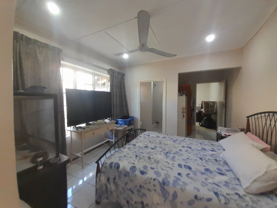 5 Bedroom Property for Sale in Glen Hills KwaZulu-Natal