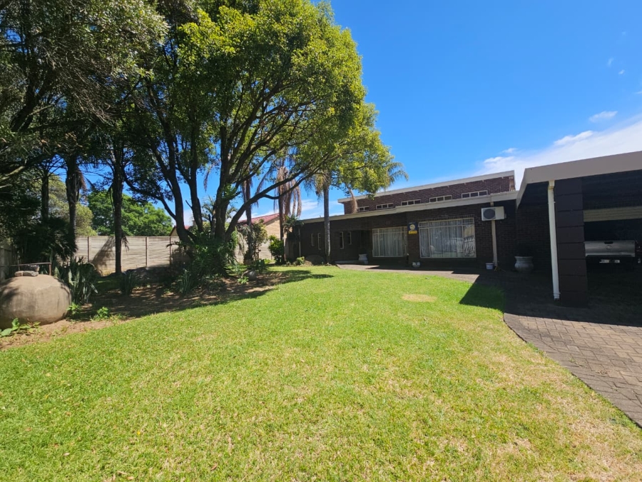 3 Bedroom Property for Sale in Barry Hertzog Park KwaZulu-Natal