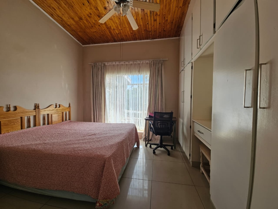 3 Bedroom Property for Sale in Barry Hertzog Park KwaZulu-Natal