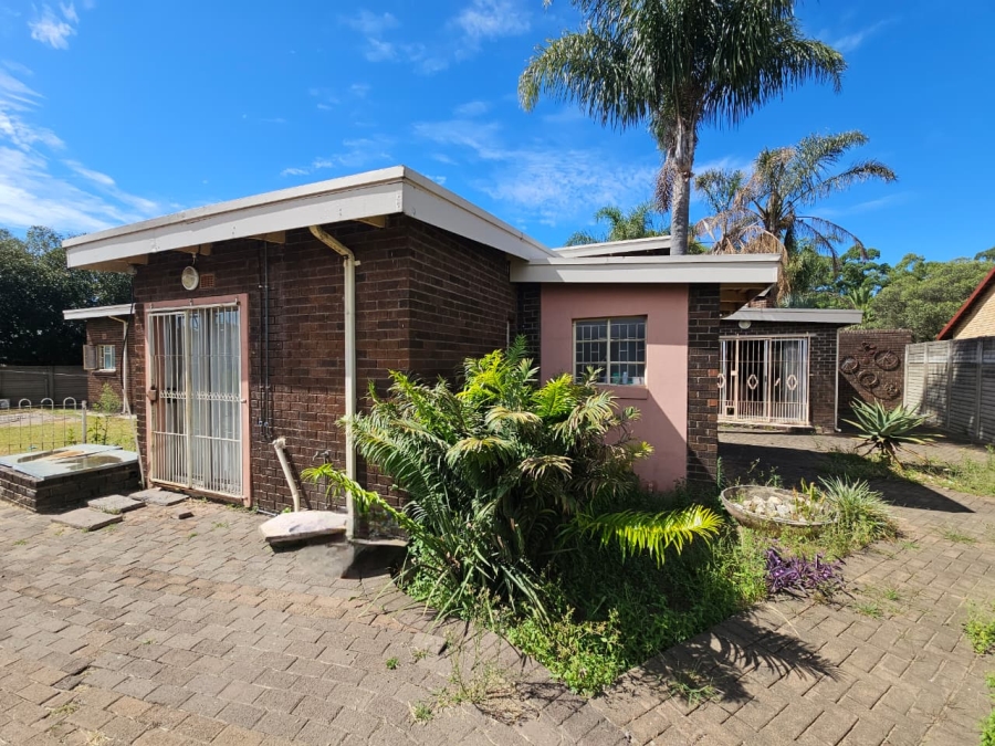 3 Bedroom Property for Sale in Barry Hertzog Park KwaZulu-Natal