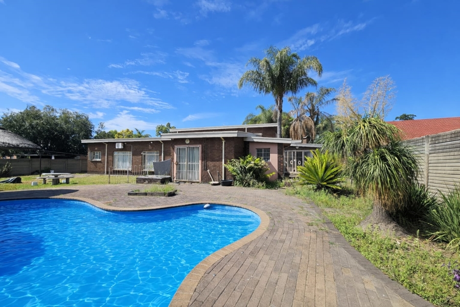 3 Bedroom Property for Sale in Barry Hertzog Park KwaZulu-Natal