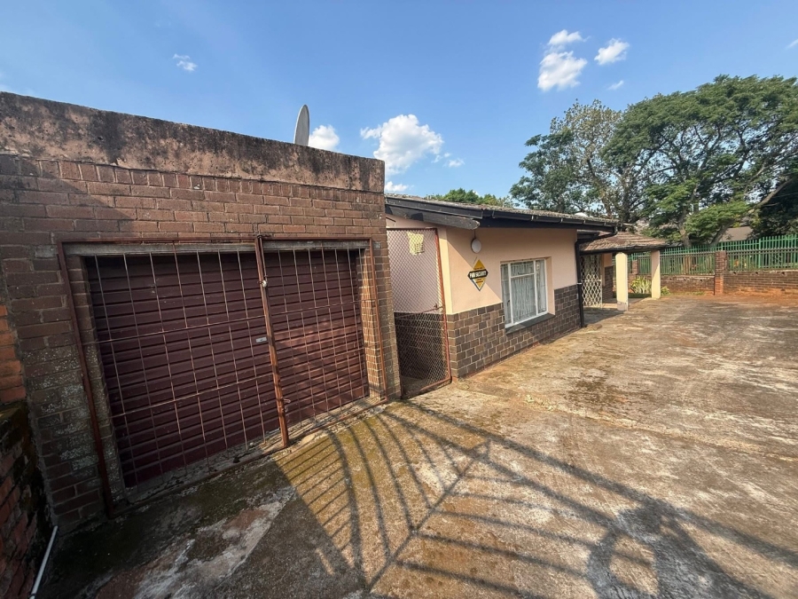 3 Bedroom Property for Sale in Newholme KwaZulu-Natal