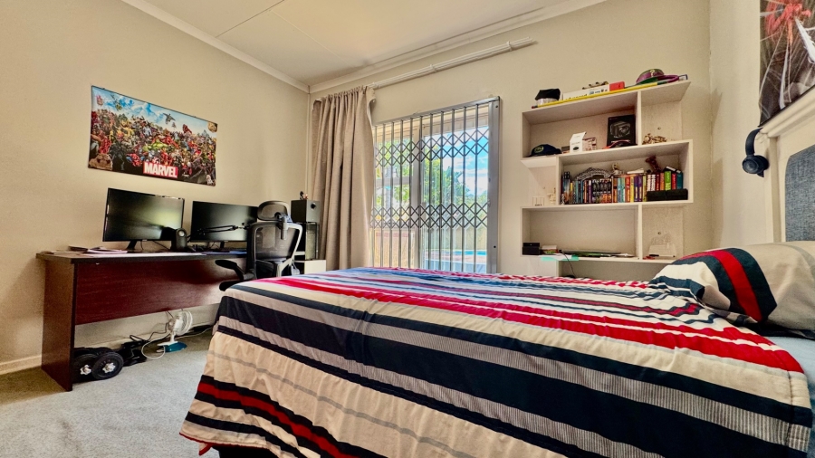 4 Bedroom Property for Sale in Huttenheights KwaZulu-Natal