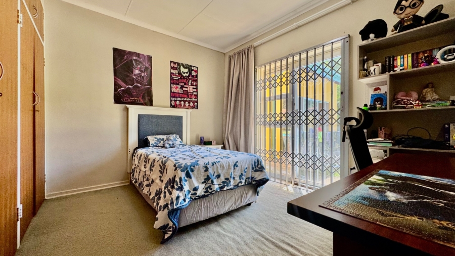 4 Bedroom Property for Sale in Huttenheights KwaZulu-Natal