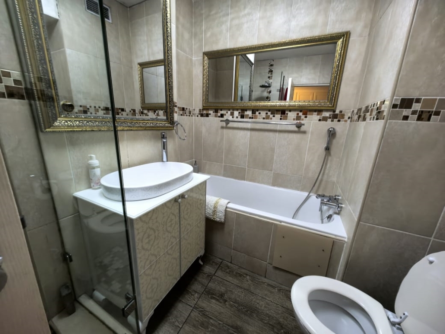 2 Bedroom Property for Sale in New Town Centre KwaZulu-Natal