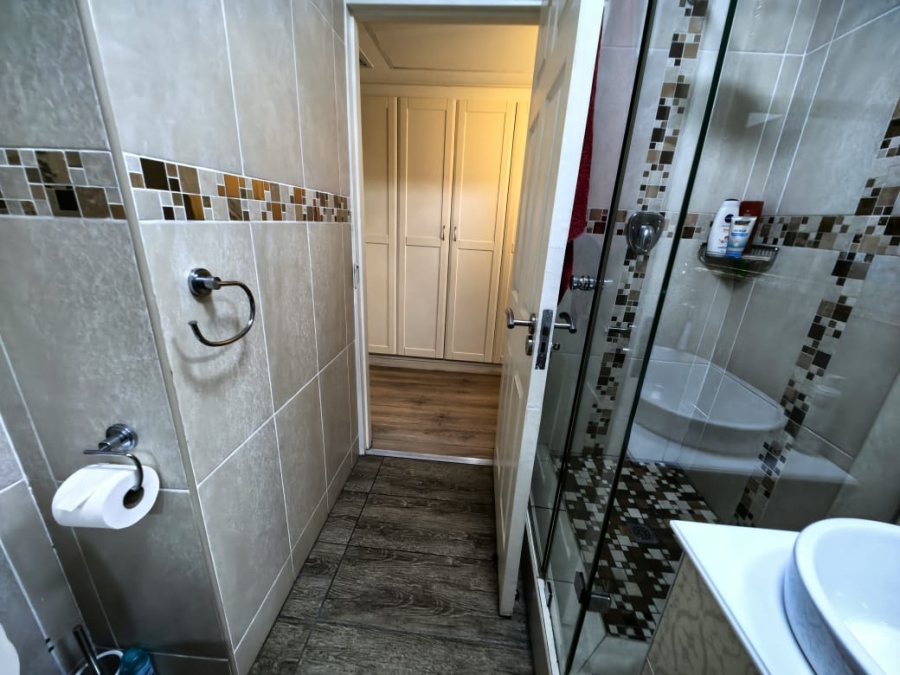 2 Bedroom Property for Sale in New Town Centre KwaZulu-Natal