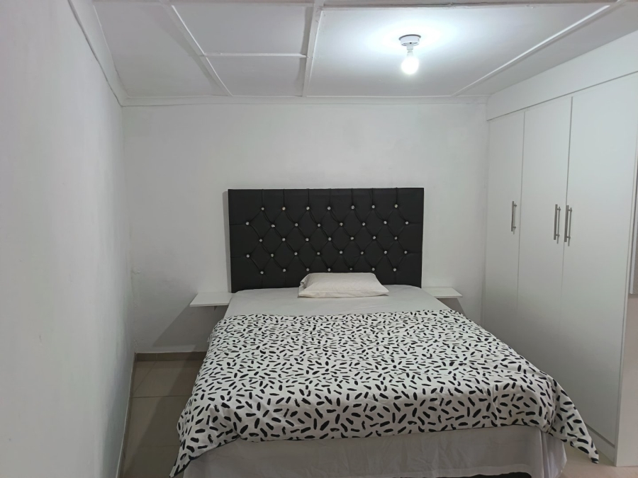 1 Bedroom Property for Sale in Veld En Vlei KwaZulu-Natal