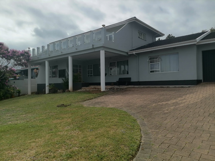 4 Bedroom Property for Sale in Uvongo KwaZulu-Natal