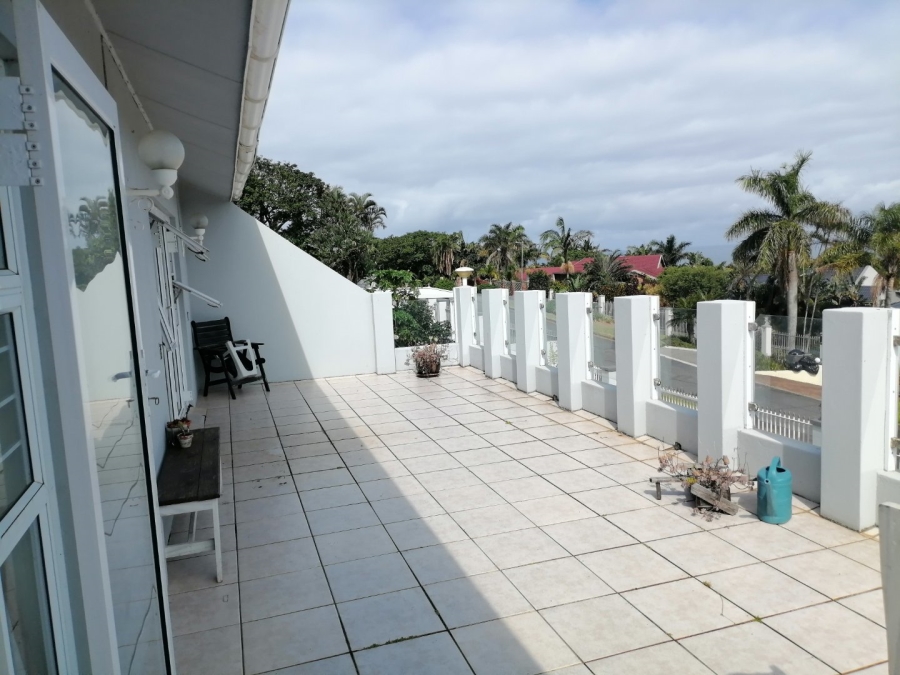 4 Bedroom Property for Sale in Uvongo KwaZulu-Natal