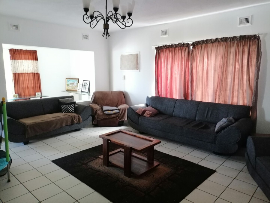 4 Bedroom Property for Sale in Uvongo KwaZulu-Natal