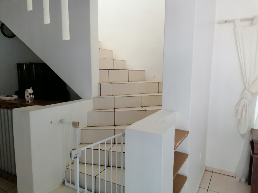 4 Bedroom Property for Sale in Uvongo KwaZulu-Natal