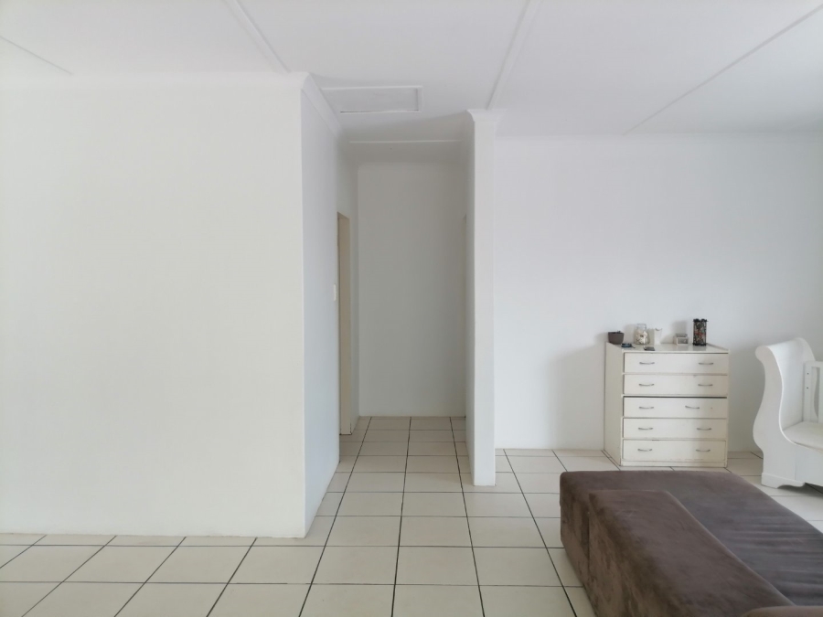 4 Bedroom Property for Sale in Uvongo KwaZulu-Natal