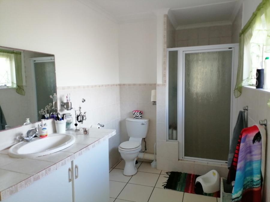 4 Bedroom Property for Sale in Uvongo KwaZulu-Natal
