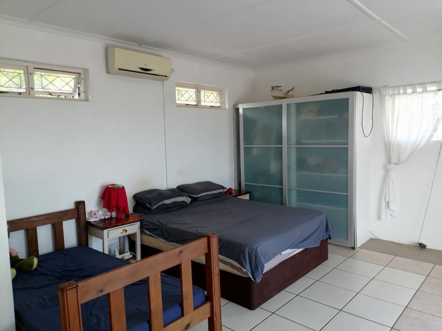 4 Bedroom Property for Sale in Uvongo KwaZulu-Natal