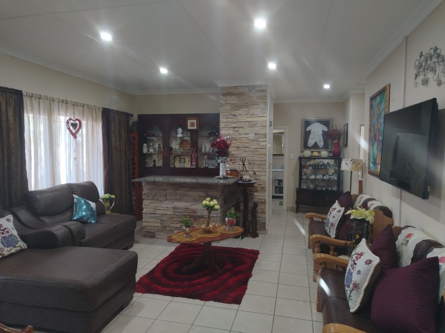 3 Bedroom Property for Sale in Margate KwaZulu-Natal