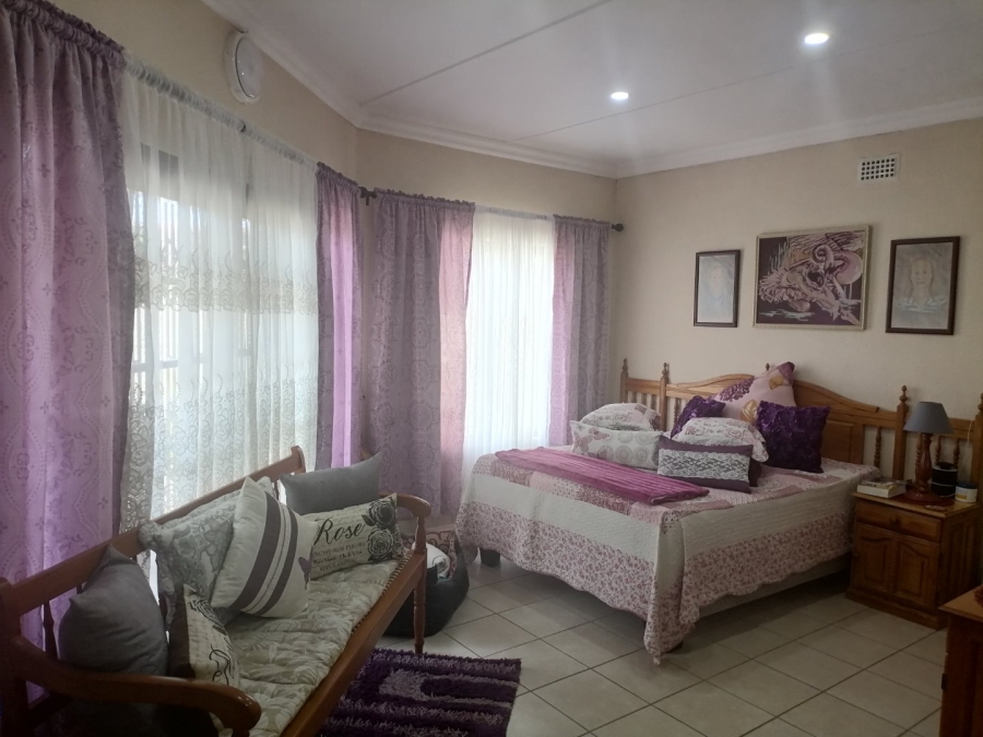 3 Bedroom Property for Sale in Margate KwaZulu-Natal