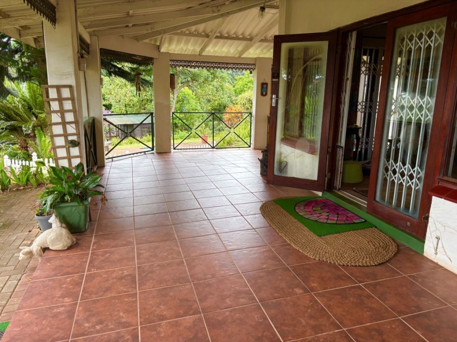 3 Bedroom Property for Sale in Umtentweni KwaZulu-Natal