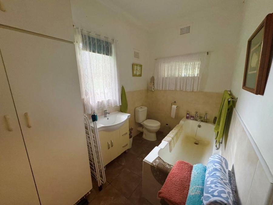 3 Bedroom Property for Sale in Umtentweni KwaZulu-Natal