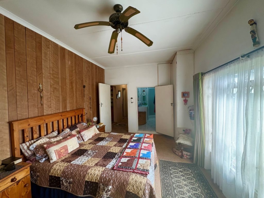 3 Bedroom Property for Sale in Umtentweni KwaZulu-Natal