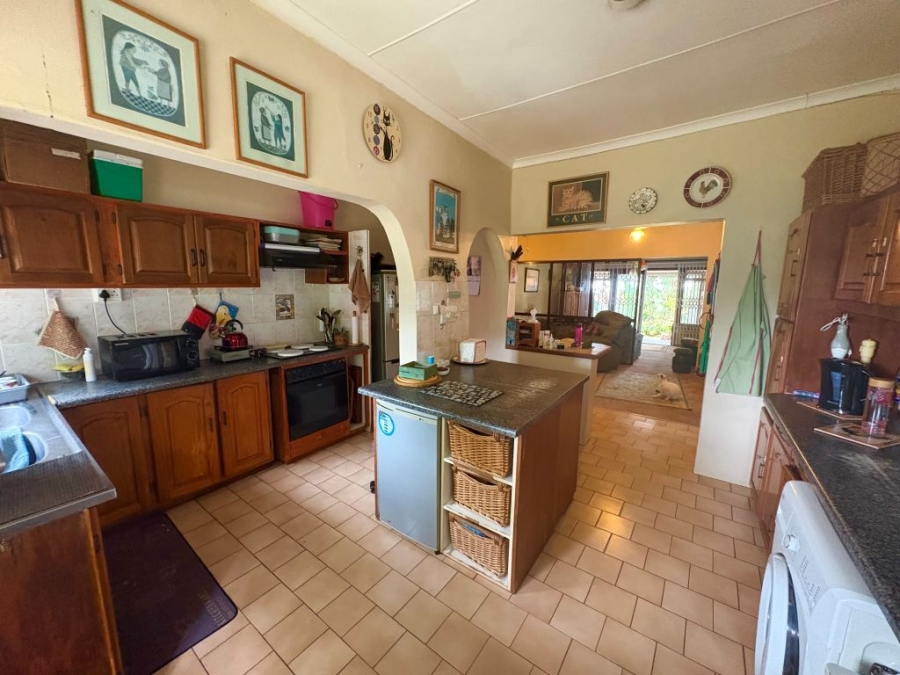 3 Bedroom Property for Sale in Umtentweni KwaZulu-Natal