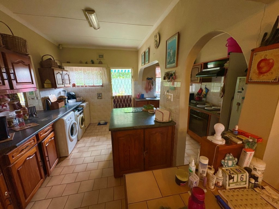 3 Bedroom Property for Sale in Umtentweni KwaZulu-Natal