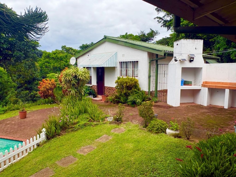 3 Bedroom Property for Sale in Umtentweni KwaZulu-Natal