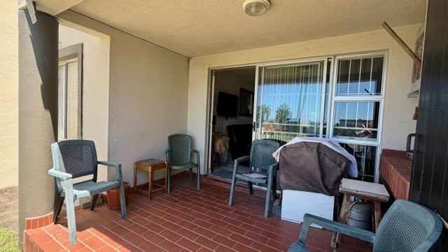 2 Bedroom Property for Sale in Uvongo KwaZulu-Natal