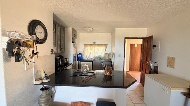 2 Bedroom Property for Sale in Uvongo KwaZulu-Natal
