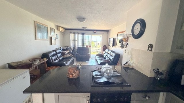 2 Bedroom Property for Sale in Uvongo KwaZulu-Natal