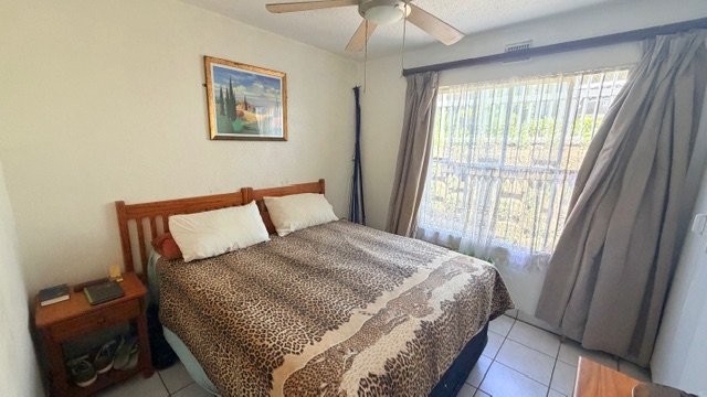 2 Bedroom Property for Sale in Uvongo KwaZulu-Natal