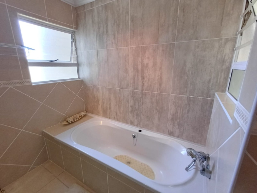 3 Bedroom Property for Sale in Ramsgate KwaZulu-Natal