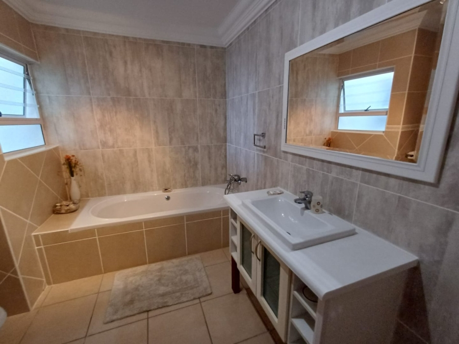 3 Bedroom Property for Sale in Ramsgate KwaZulu-Natal