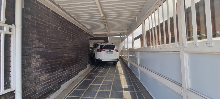 4 Bedroom Property for Sale in Allandale KwaZulu-Natal