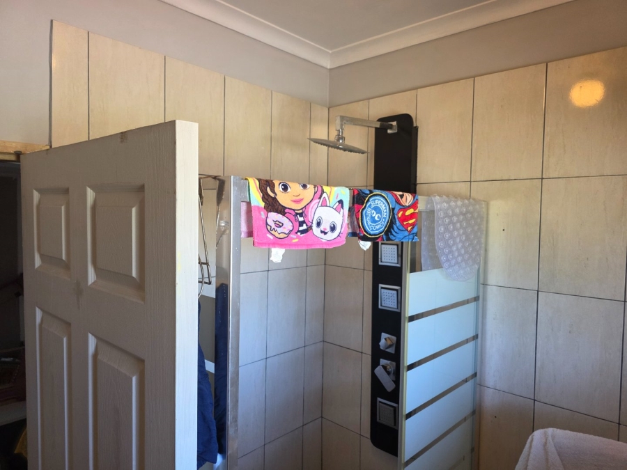 2 Bedroom Property for Sale in Oslo Beach KwaZulu-Natal