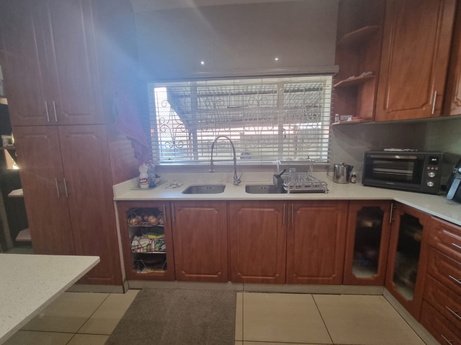 4 Bedroom Property for Sale in Allandale KwaZulu-Natal