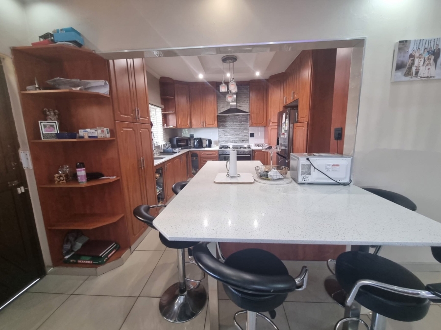 4 Bedroom Property for Sale in Allandale KwaZulu-Natal