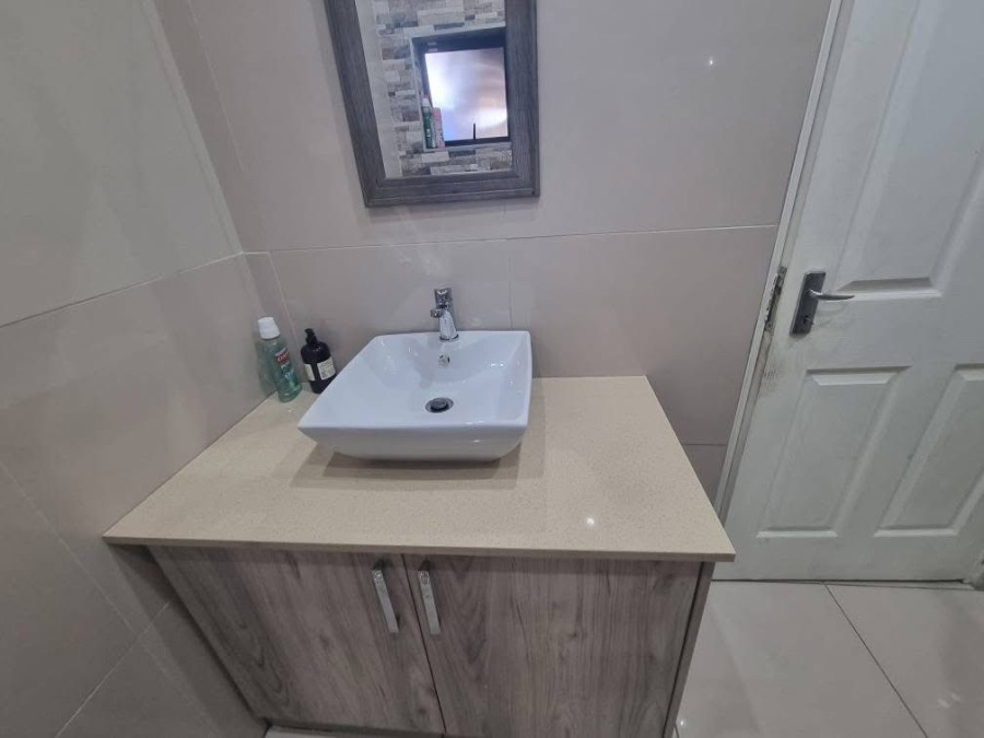 4 Bedroom Property for Sale in Allandale KwaZulu-Natal