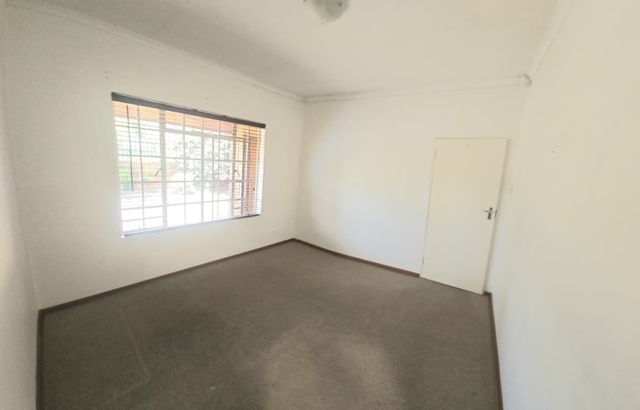 3 Bedroom Property for Sale in Newcastle KwaZulu-Natal